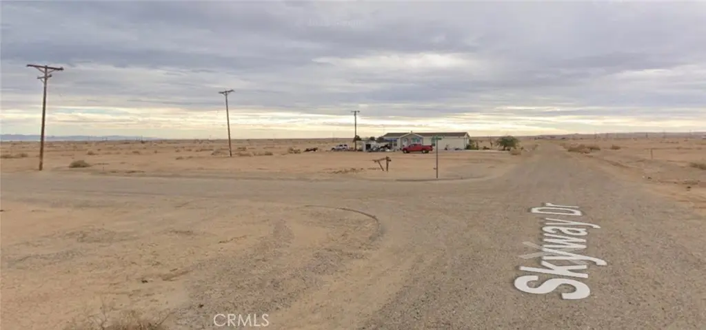 1723 Skyway, Thermal, CA — listing photo 1