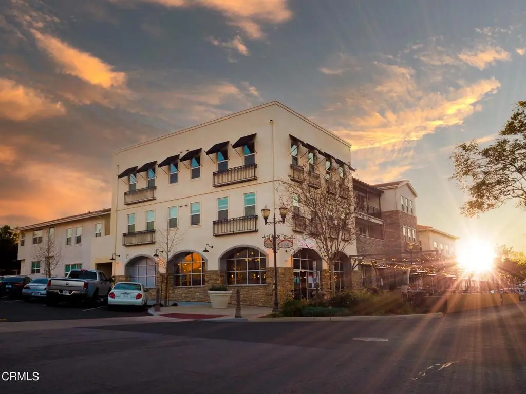 Residential Lease for rent at 2024 Ventura Boulevard, Camarillo, Ventura County, CA featuring 2 beds and 1 bath
