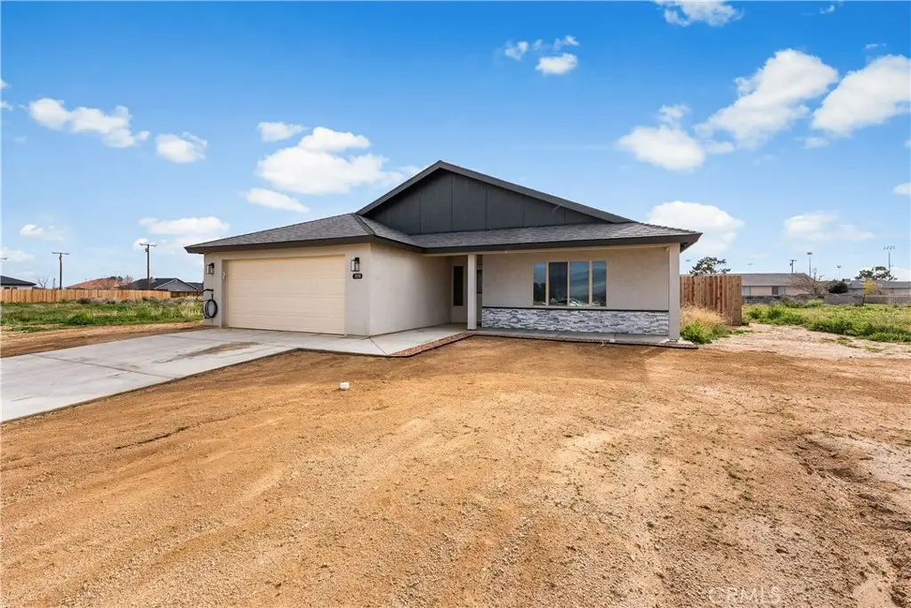 Single Family Residence for sale at 7270 Poppy, California City, CA featuring 4 beds and 2 baths