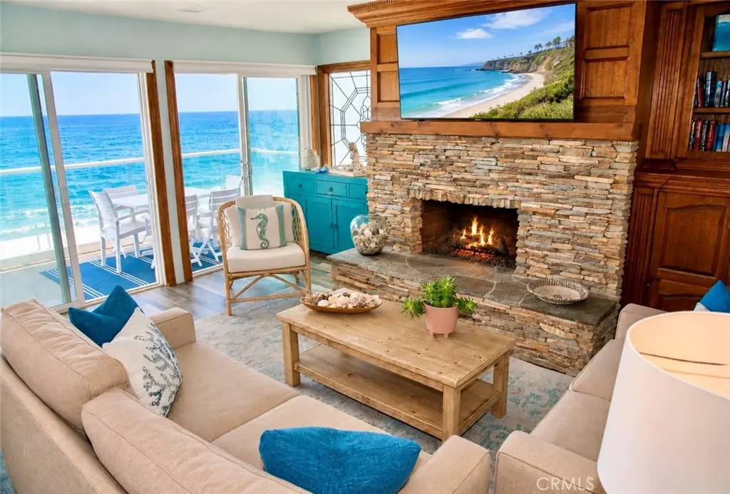 Duplex for rent at 1249 Ocean Front C, Laguna Beach, CA featuring 3 beds and 2 baths