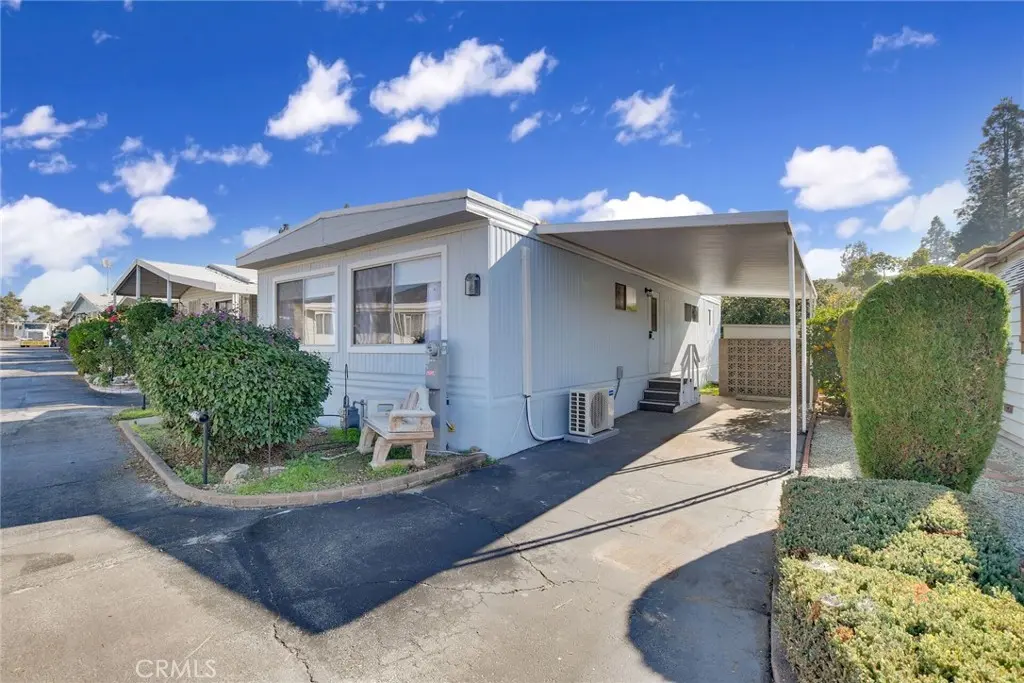 840 Foothill Boulevard 27, Azusa, CA — listing photo 1