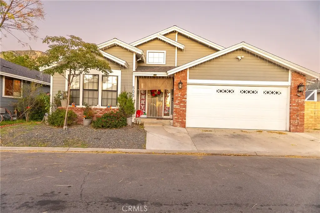 13691 Gavina 505, Sylmar, CA — listing photo 1