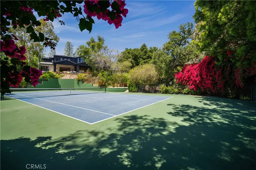 Single Family Residence for rent at 24341 ROLLING VIEW Road, Hidden Hills, CA featuring 7 beds and 11 baths