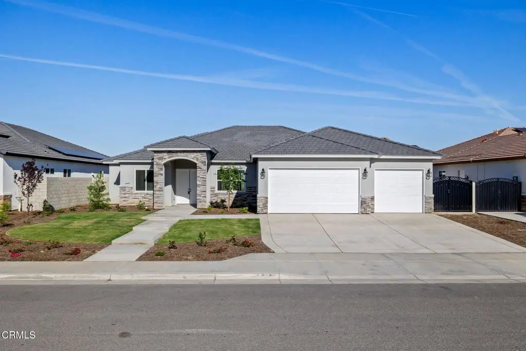 Single Family Residence for sale at 7516 Ruthburg Way, Bakersfield, CA featuring 4 beds and 3 baths