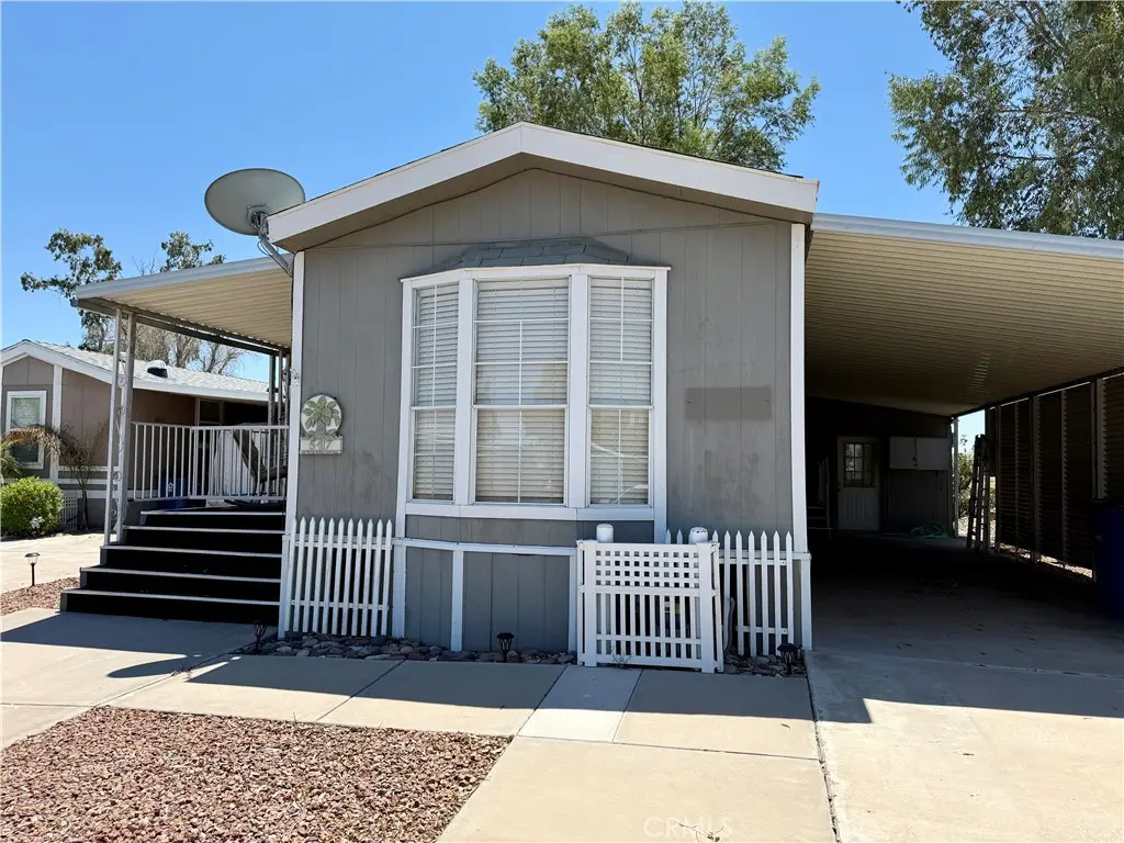 547 Channel Way, Needles, CA — listing photo 1