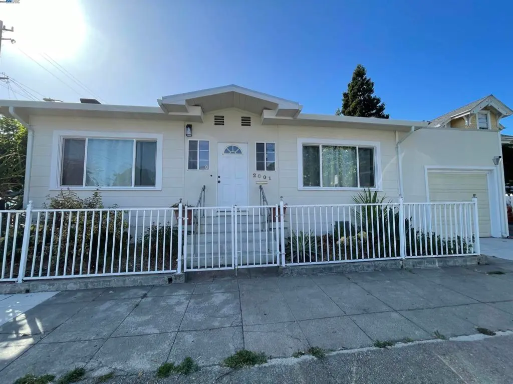 Single Family Residence for sale at 2001 11Th Ave, Oakland, CA featuring 2 beds and 1 bath