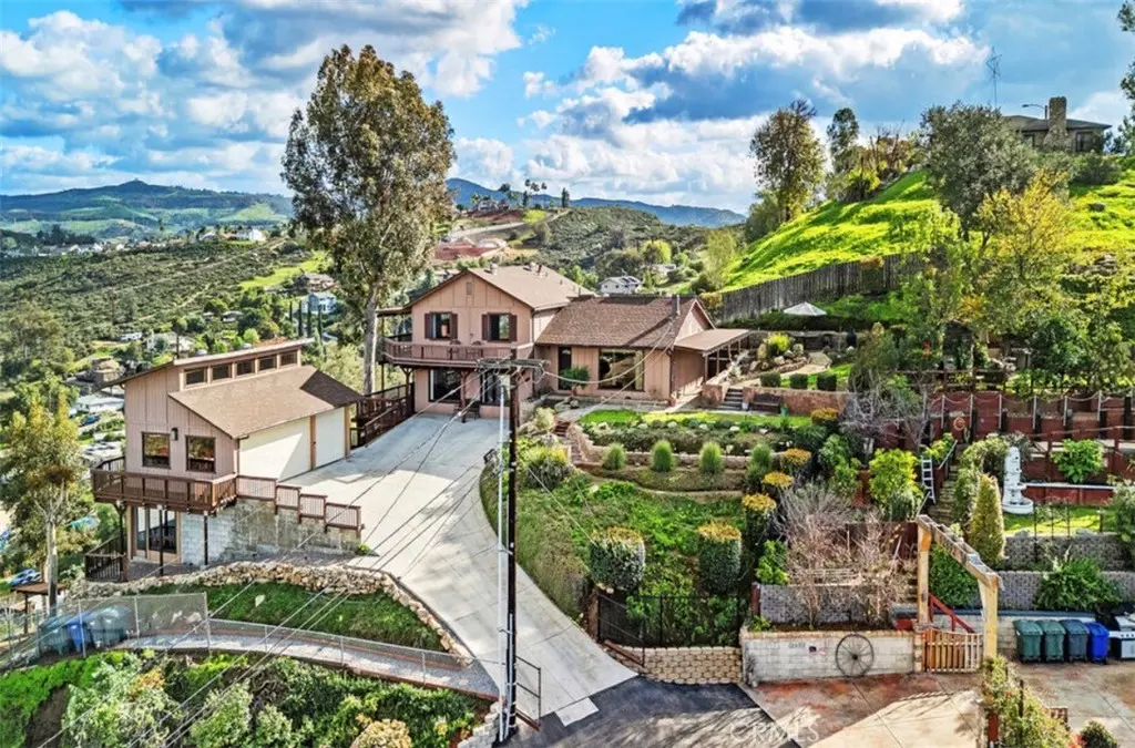 12886 Castle Court, Lakeside, CA — listing photo 1