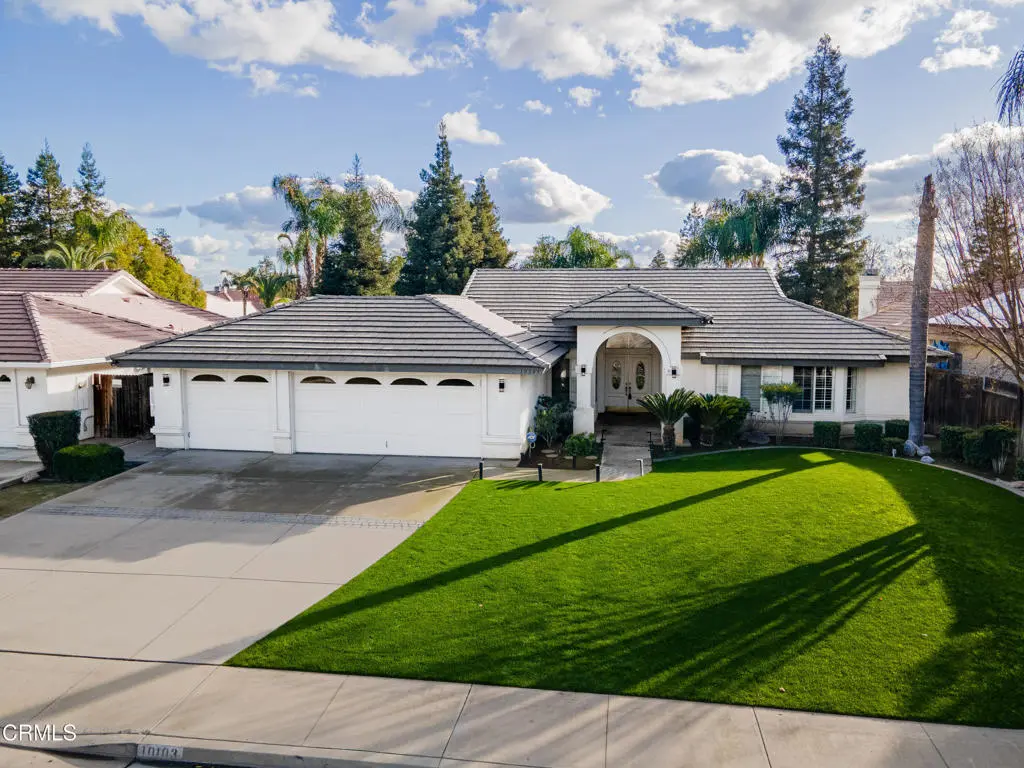 10103 Wentworth Court, Bakersfield, CA — listing photo 1