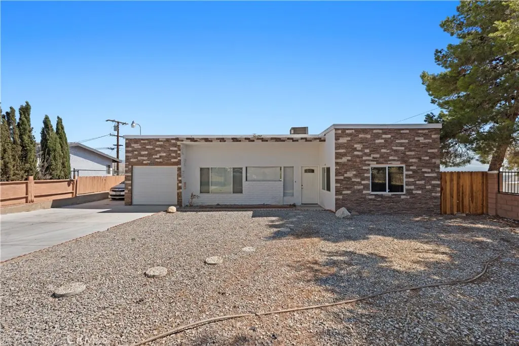23859 South Road, Apple Valley, CA — listing photo 1