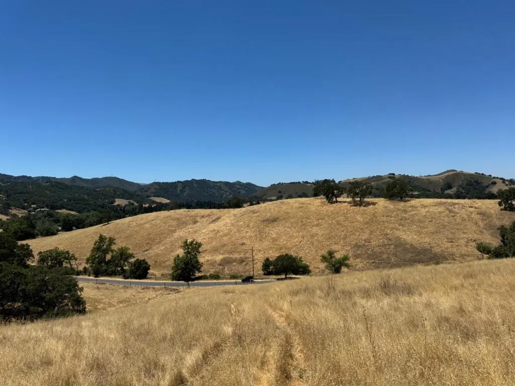W San Martin Avenue, San Martin, CA — listing photo 1