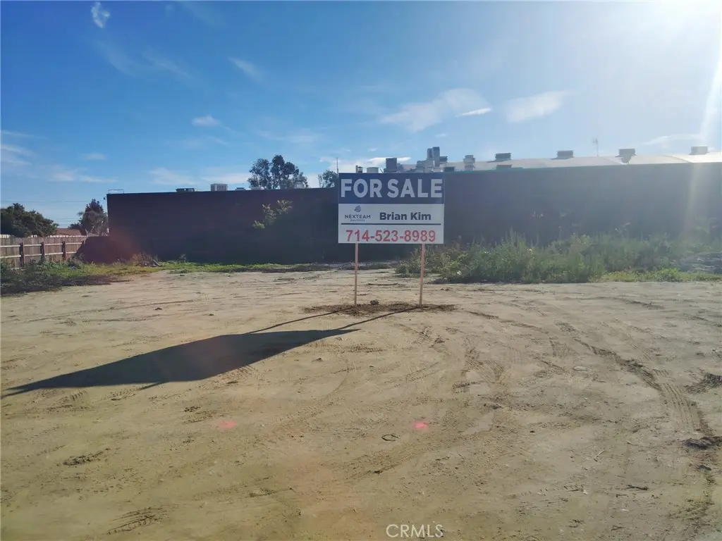 744 E Holt, Ontario, CA — listing photo 1