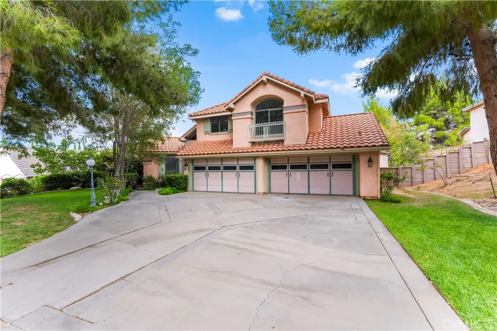 41820 Stratford, Palmdale, CA — listing photo 1