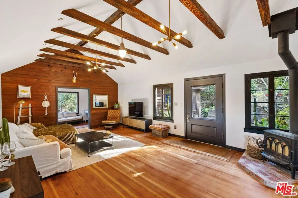 1551 Penny Road, Topanga, CA — listing photo 1
