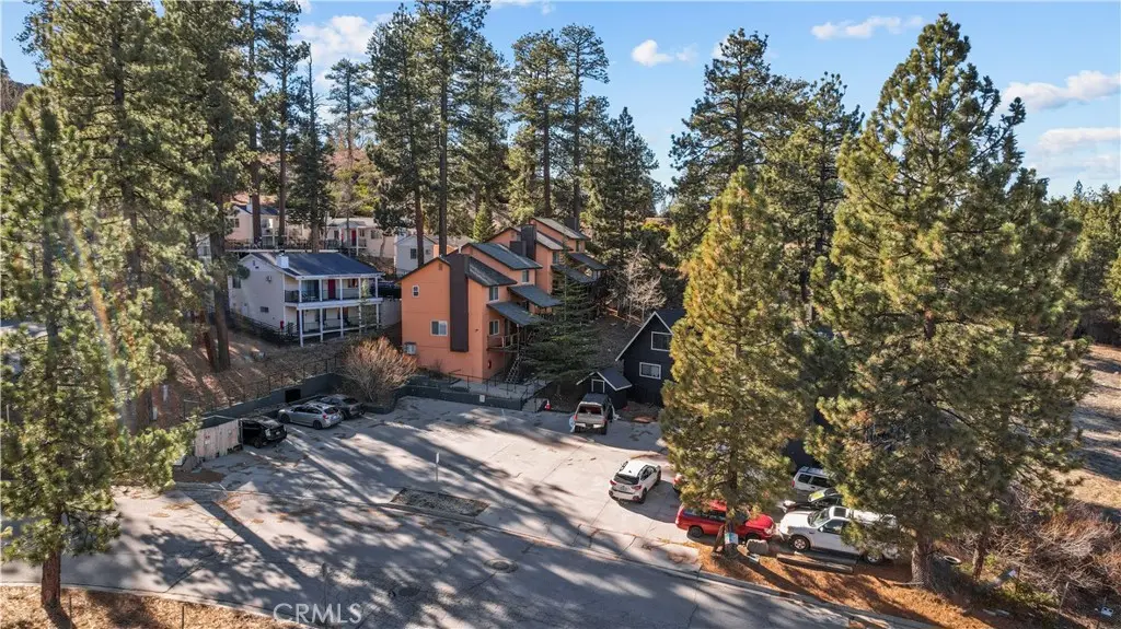 714 Paine, Big Bear Lake, CA — listing photo 1
