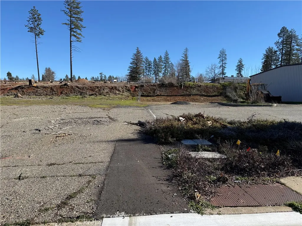 6172 Center, Paradise, CA — listing photo 1