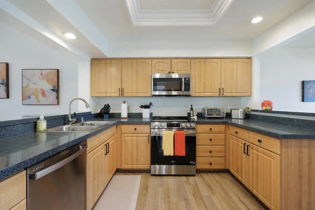 Residential Lease for rent at 156 Falls Court, Palm Desert, Riverside County, CA featuring 3 beds and 3 baths