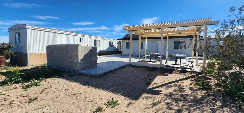 6042 Milne Road, Landers, CA — listing photo 1