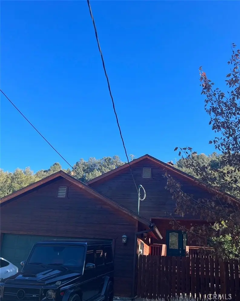 2504 Glacier Drive, Frazier Park, CA — listing photo 1