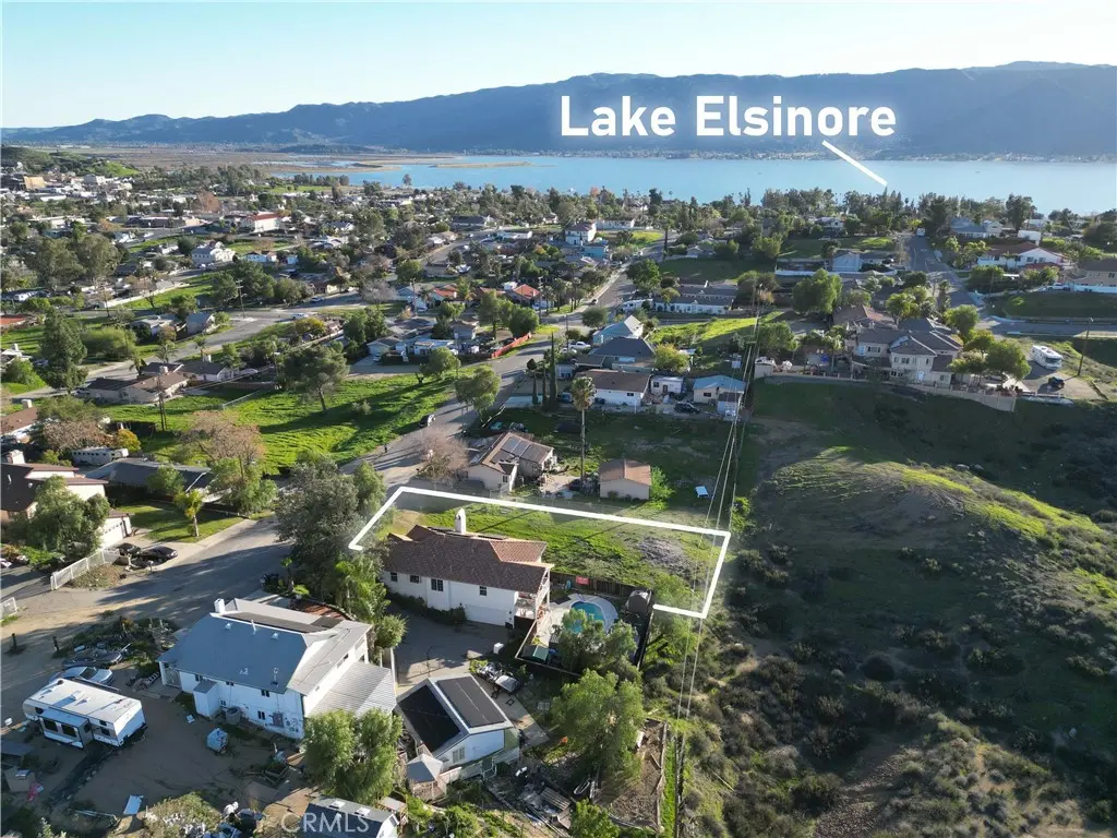 415 N SCRIVENER, Lake Elsinore, CA — listing photo 1