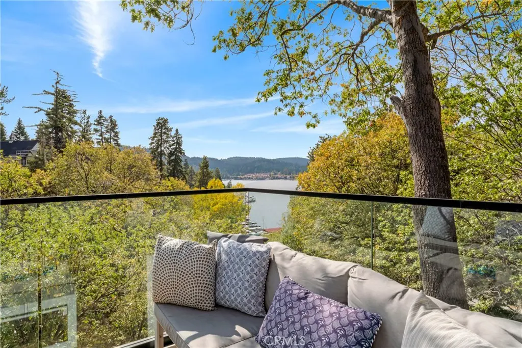 28744 Palisades Drive, Lake Arrowhead, CA — listing photo 1