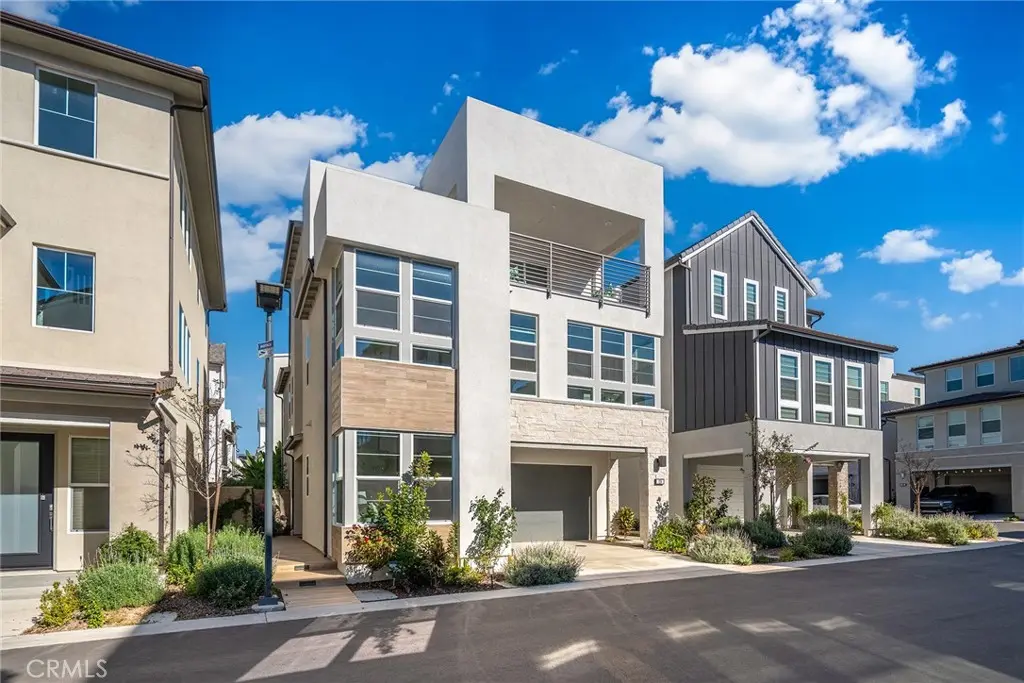 120 Parkland Alley, Lake Forest, CA — listing photo 1