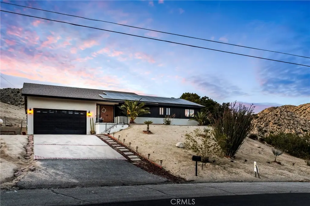 53988 Pinon, Yucca Valley, CA — listing photo 1