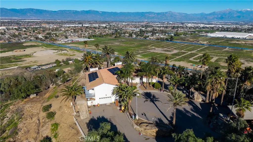 11251 Laurel, Bloomington, CA — listing photo 1