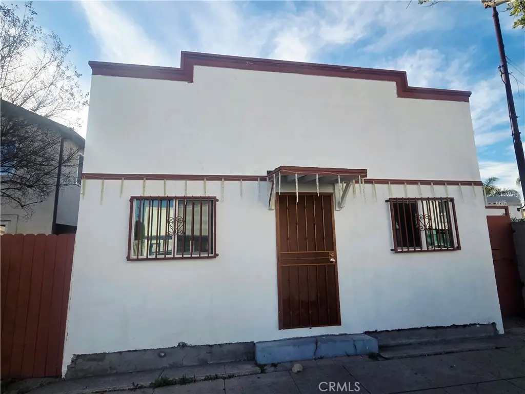 Duplex for sale at 6605 West, Inglewood, CA