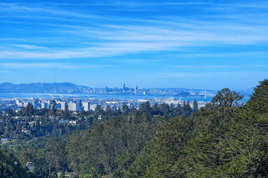 6059 Girvin Dr, Oakland, CA — listing photo 1