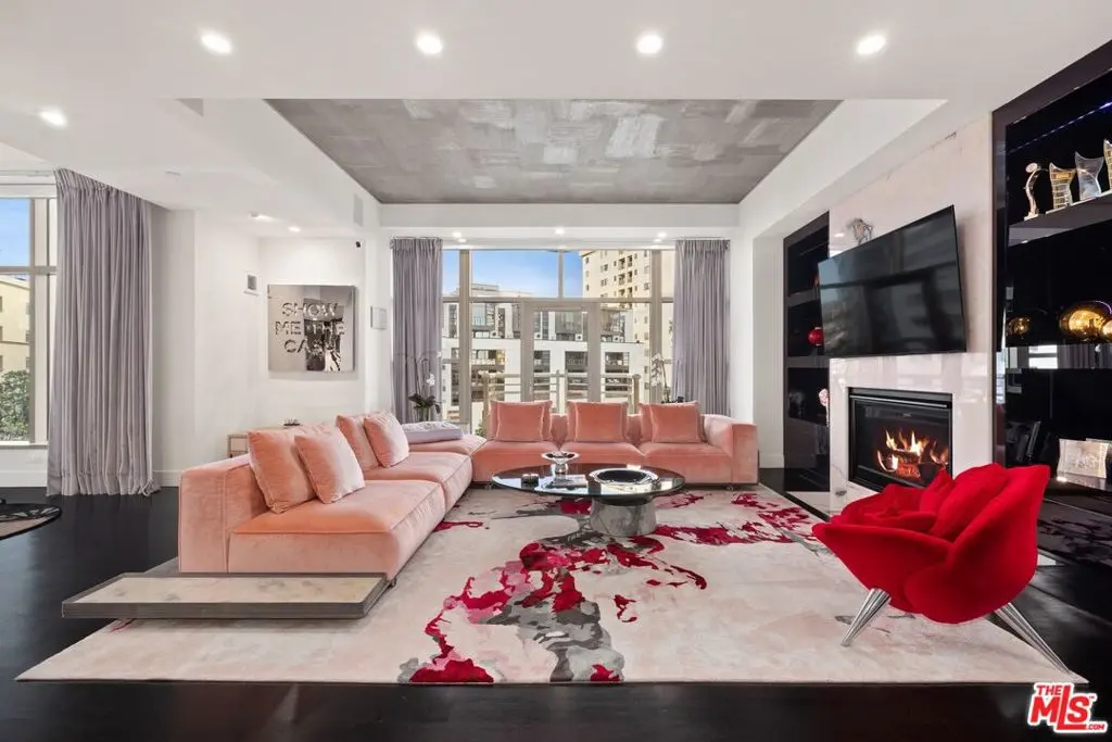 Condominium for sale at 10776 Wilshire Boulevard 403, Los Angeles, CA featuring 2 beds and 3 baths
