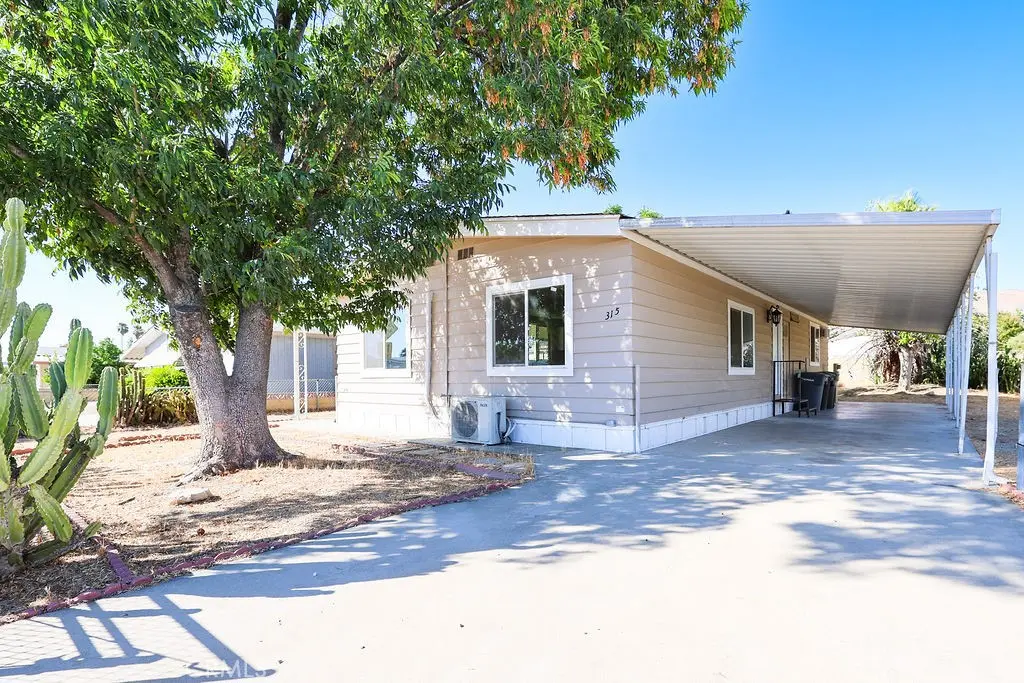 Manufactured On Land for sale at 315 North Palomar Avenue, San Jacinto, CA featuring 2 beds and 2 baths