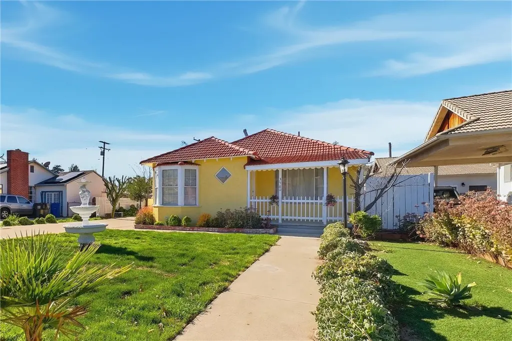 3560 N Mayfield Avenue, San Bernardino, CA — listing photo 1