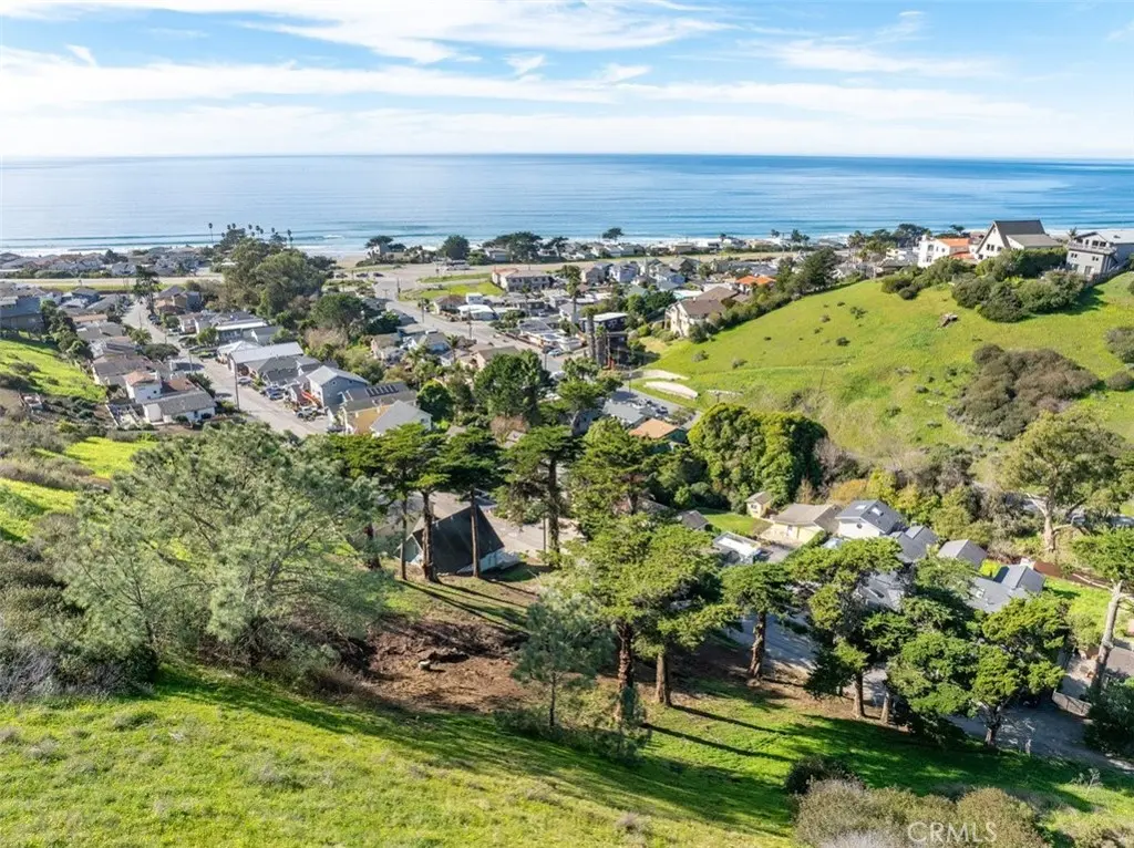3064 Gilbert, Cayucos, CA — listing photo 1