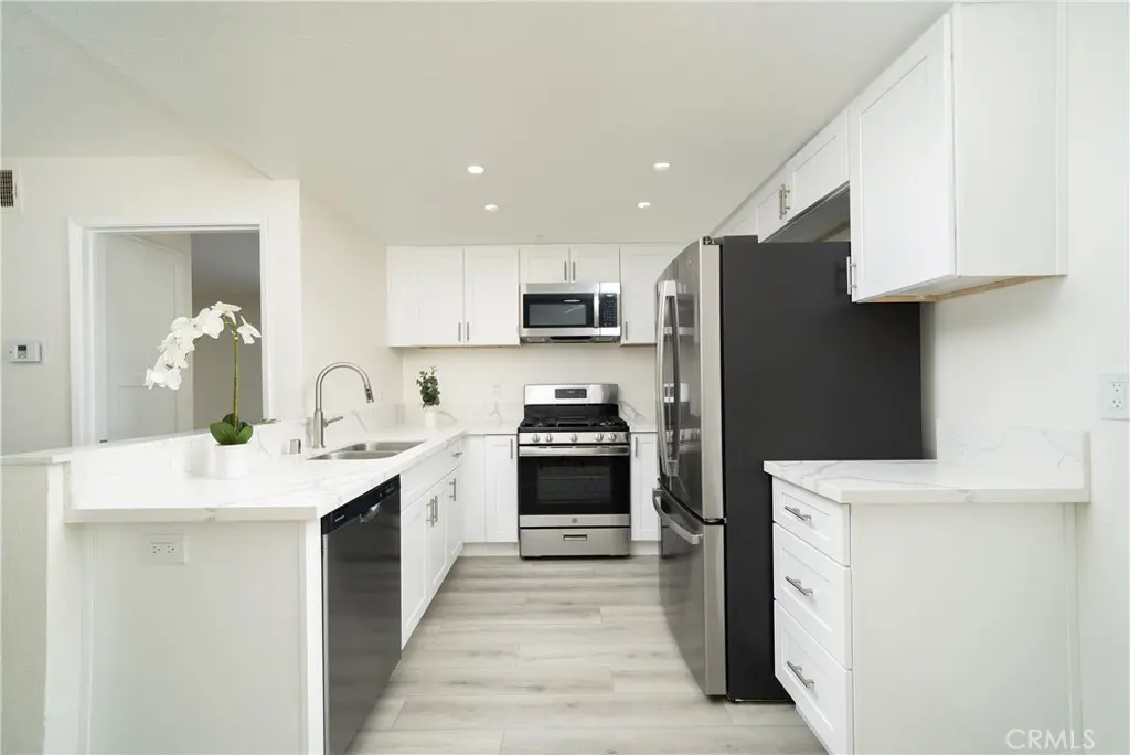 1501 N Brea Boulevard 212, Fullerton, CA — listing photo 1