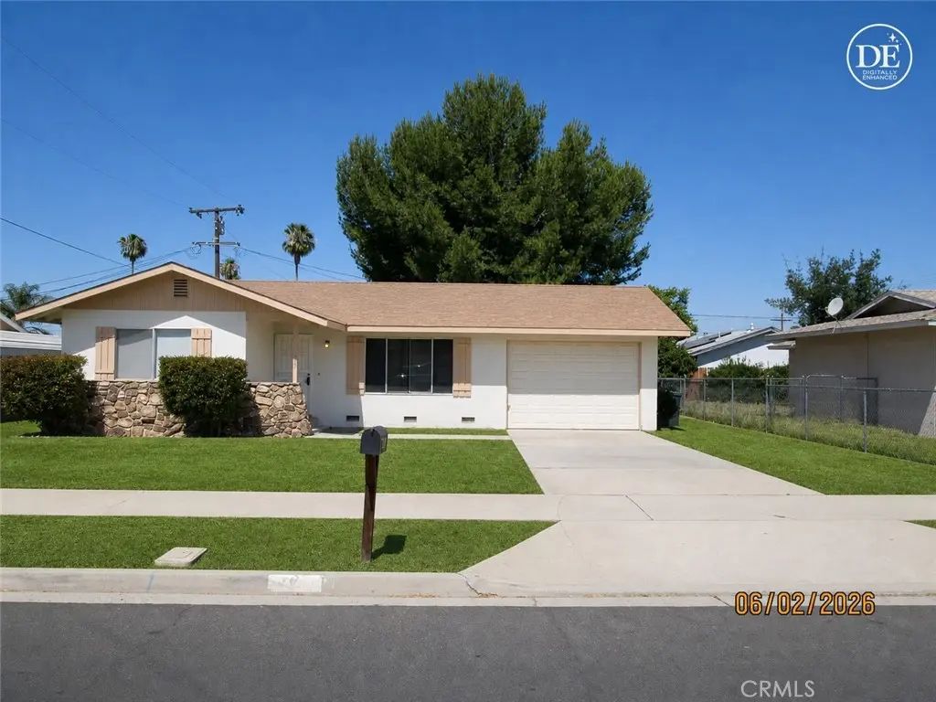 721 S Santa Fe, Hemet, CA — listing photo 1