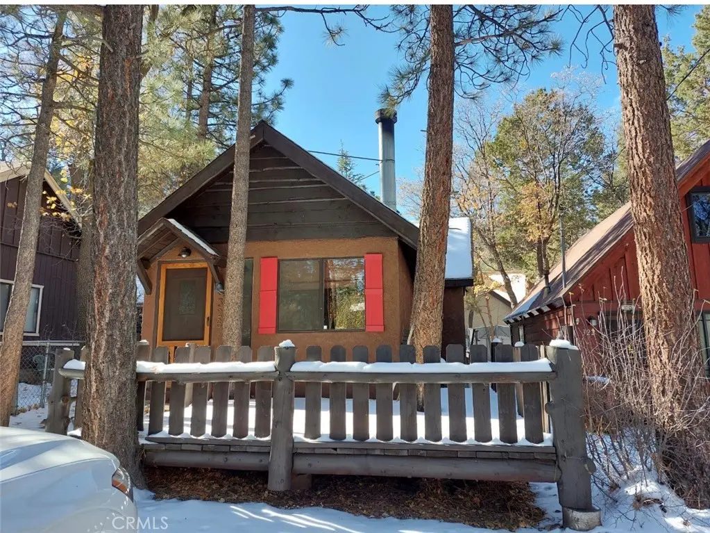 326 Holmes, Sugarloaf, CA — listing photo 1