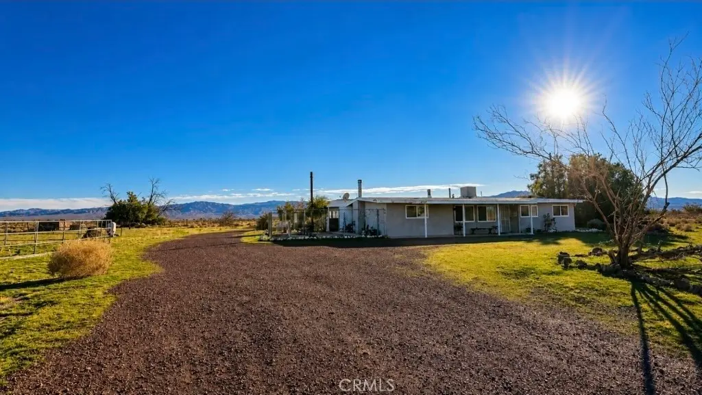 47527 Silver Valley Road, Newberry Springs, CA — listing photo 1