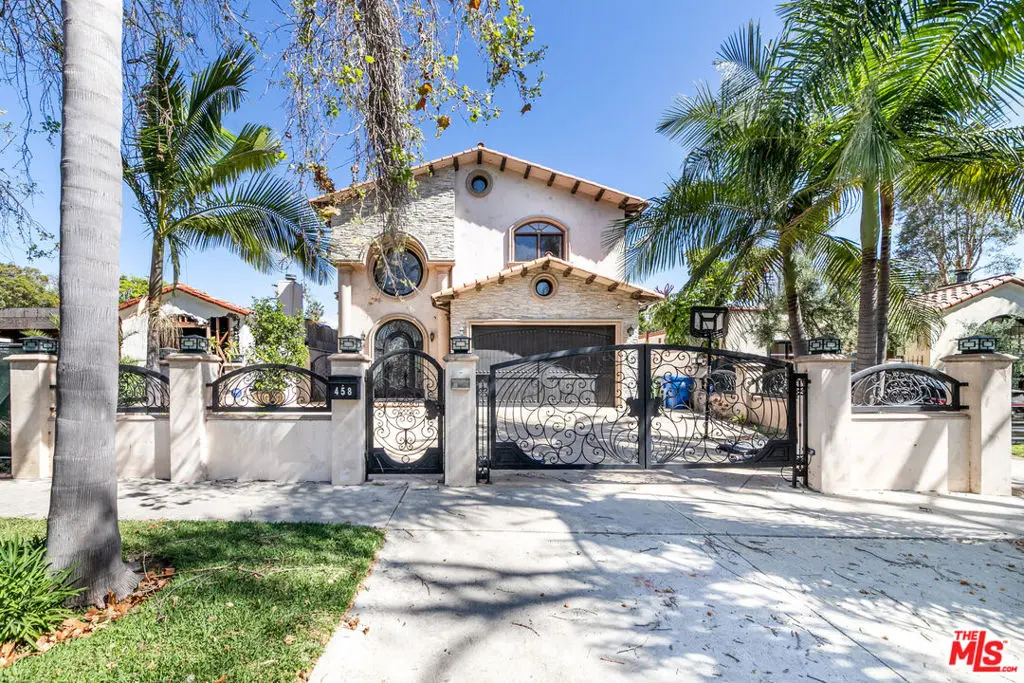 Residential Lease for rent at 458 N Flores Street, Los Angeles, Los Angeles County, CA featuring 5 beds and 4 baths