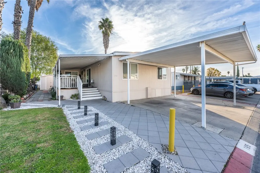 1855 riverside, Ontario, CA — listing photo 1