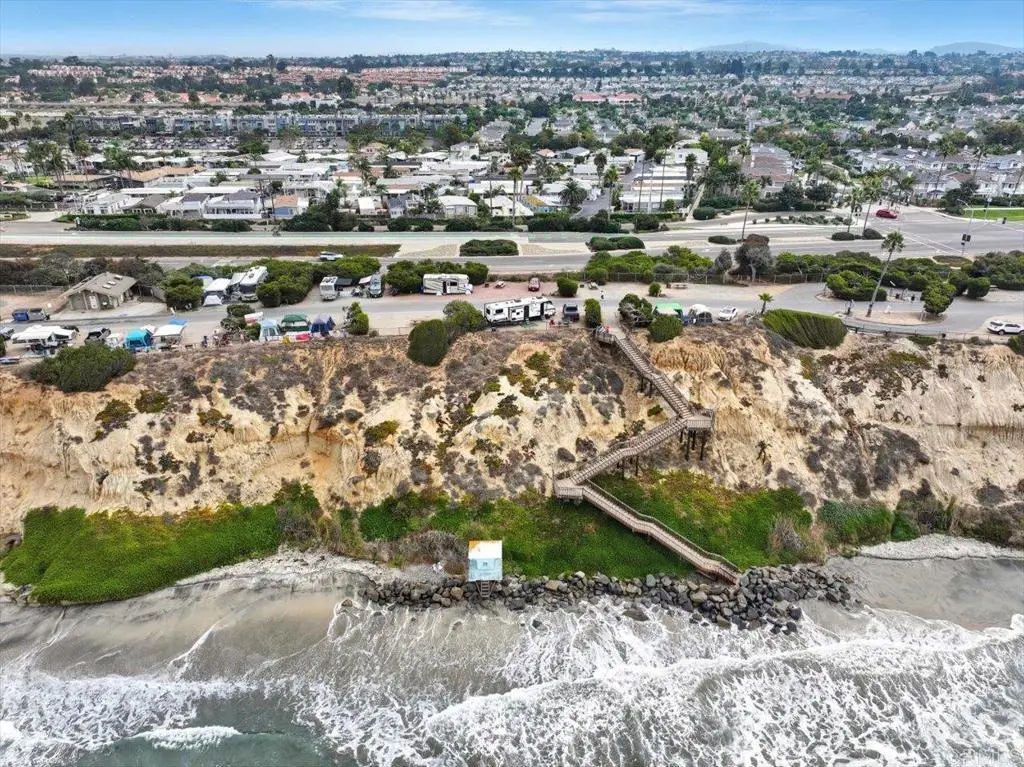 Manufactured In Park for sale at 6550 Ponto Drive 14, Carlsbad, CA featuring 2 beds and 2 baths