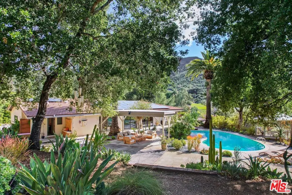 24537 Dry Canyon Cold Creek Road, Calabasas, CA — listing photo 1
