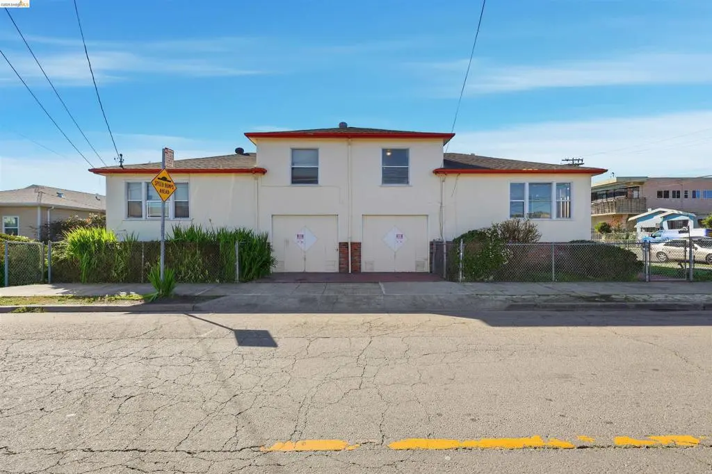 Duplex for sale at 1442 92nd Avenue, Oakland, CA