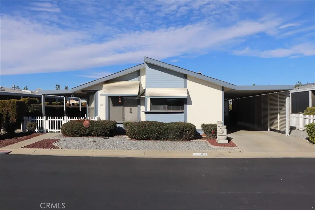 Manufactured In Park for sale at 1250 N Kirby, Hemet, CA featuring 2 beds and 2 baths