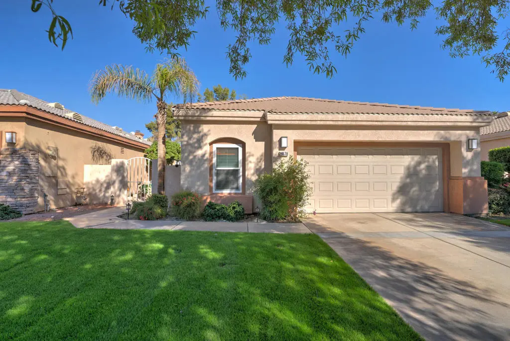 Residential Lease for rent at 29578 W Laguna Drive, Cathedral City, Riverside County, CA featuring 2 beds and 3 baths