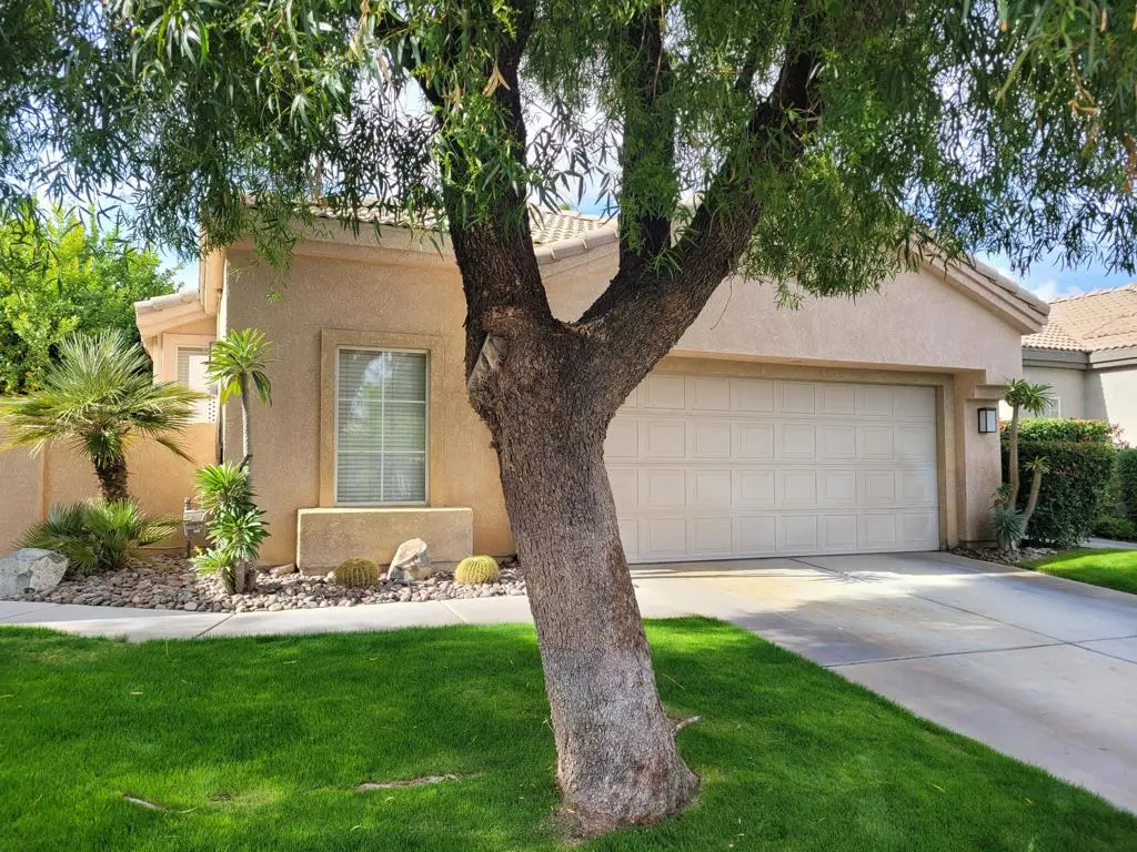 Residential Lease for rent at 29631 W Trancas Drive, Cathedral City, Riverside County, CA featuring 2 beds and 3 baths
