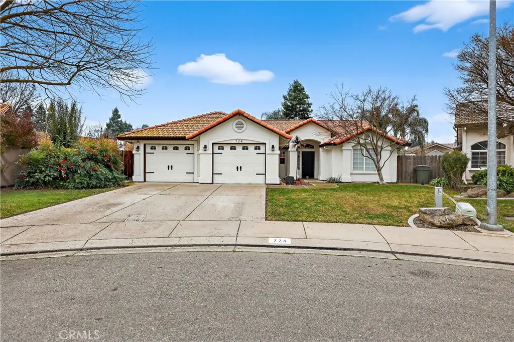 724 Robin Drive, Merced, CA — listing photo 1