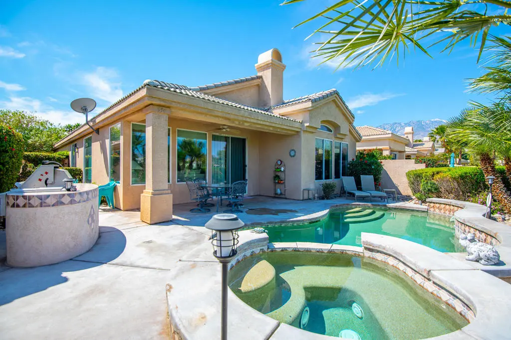 Residential Lease for rent at 67550 S Laguna Drive, Cathedral City, Riverside County, CA featuring 2 beds and 3 baths