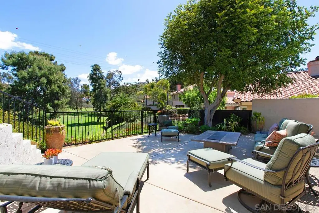 Single Family Residence for rent at 3040 CAMINITO TERCER VERDE, Del Mar, CA featuring 3 beds and 3 baths