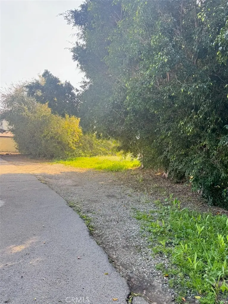 1924 N Parish Pl, Burbank, CA — listing photo 1