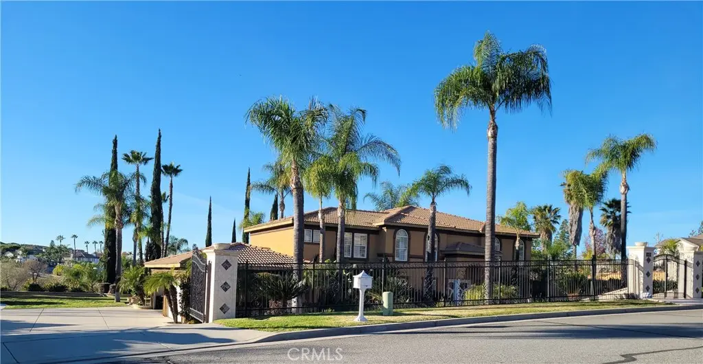 Single Family Residence for sale at 14119 Ashton Lane, Riverside, CA featuring 5 beds and 5 baths